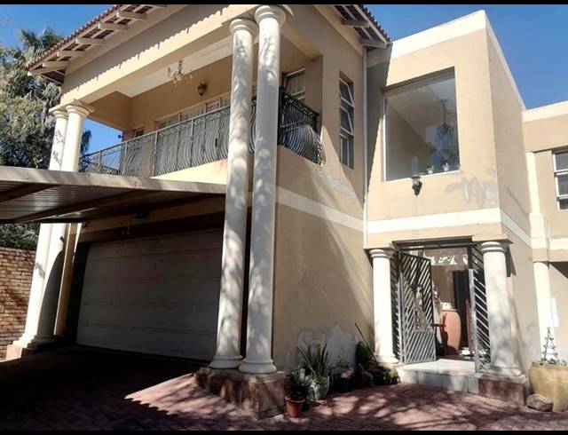 5 BEDROOM HOUSE FOR SALE IN NOORDKRUIN
